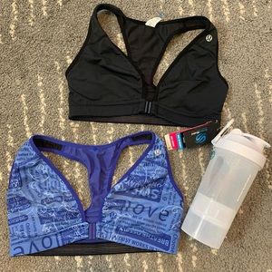 Lululemon front closure sports bras